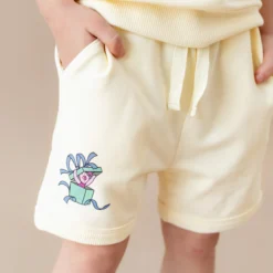 Short Sleeve Jogger Set in Winnie the Pooh on Chamomile