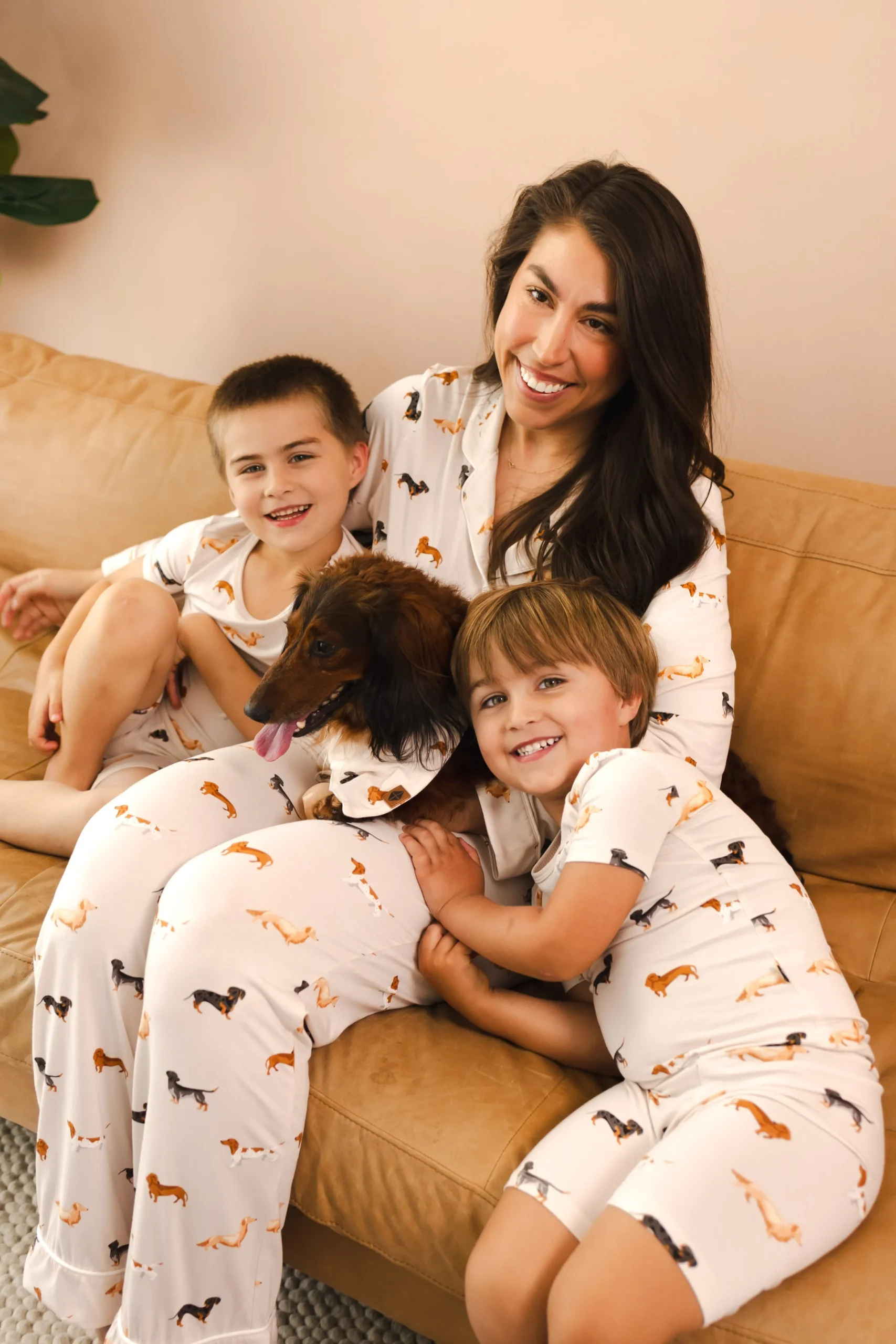Short Sleeve Pajamas in Dachshund