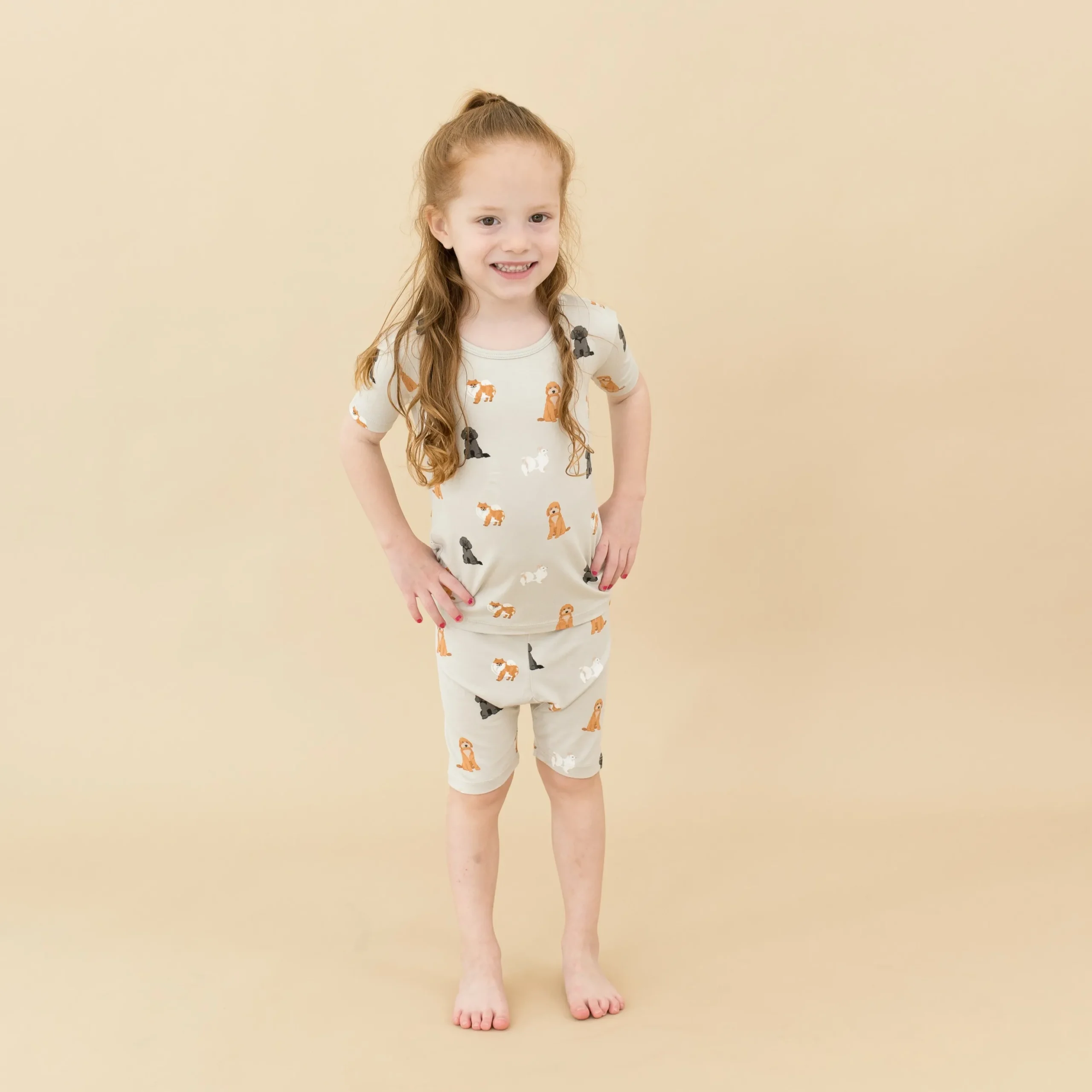 Short Sleeve Pajamas in Fluffy Dog