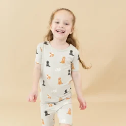 Short Sleeve Pajamas in Fluffy Dog