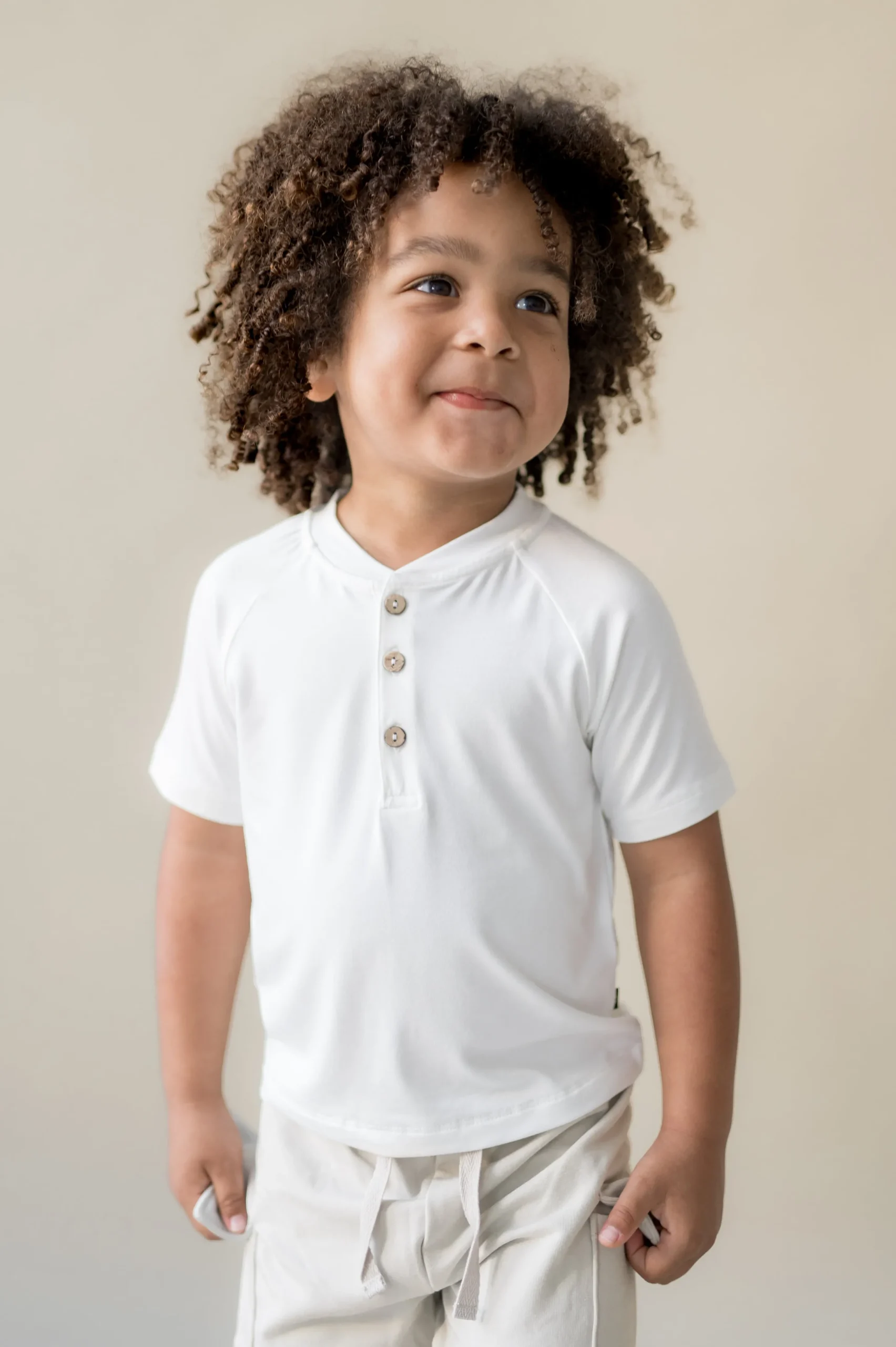 Short Sleeve Toddler Henley Tee in Cloud