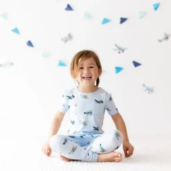 Short Sleeve with Pants Pajamas in Take Off