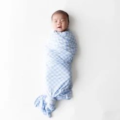 Swaddle Blanket in Gingham Breeze