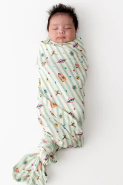 Swaddle Blanket in Honeydukes