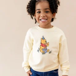 Sweatshirt in Winnie the Pooh on Chamomile
