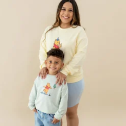 Sweatshirt in Winnie the Pooh on Dew