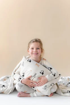 Toddler Blanket in Fluffy Cat 1.0