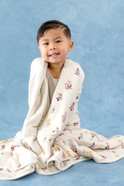 Toddler Blanket in Mickey Mouse and Friends 1.0