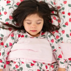 Toddler Blanket in Strawberry Fields 1.0