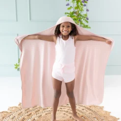 Toddler Hooded Bath Towel in Blush