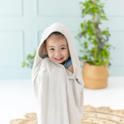 Toddler Hooded Bath Towel in Oat