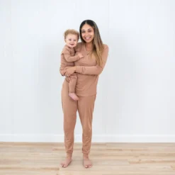 Women's Jogger Pajama Set in Latte