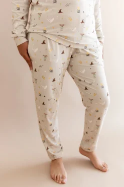 Women's Jogger Pajama Set in Starry Icon