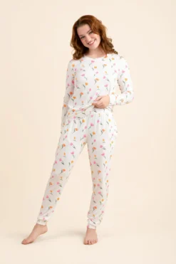 Women's Jogger Pajama Set in Tulip