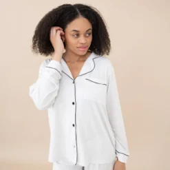 Women's Long Sleeve Pajama Set in Snow with Midnight Trim