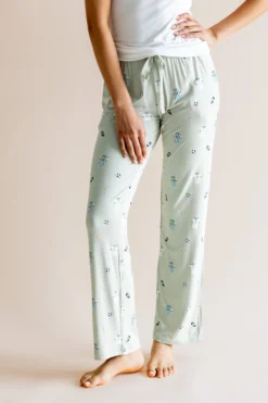 Women's Lounge Pants in Soccer