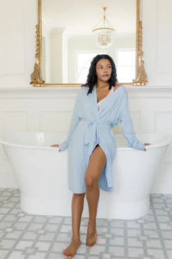Women's Lounge Robe in Breeze