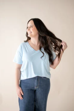 Women's Relaxed Fit V-Neck in Breeze