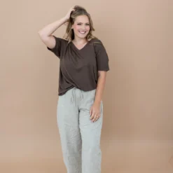 Women’s Relaxed Fit V-Neck in Espresso