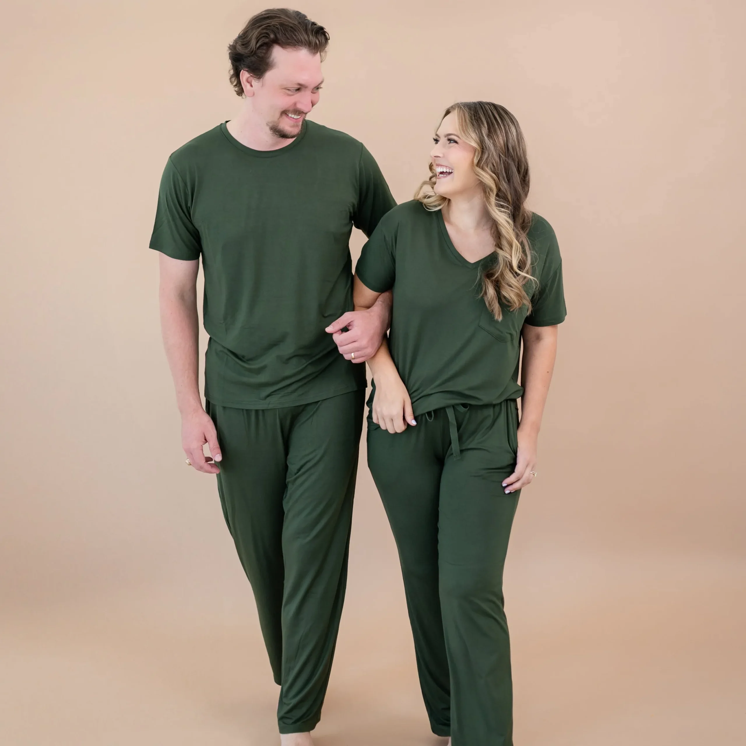 Women’s Relaxed Fit V-Neck in Fir