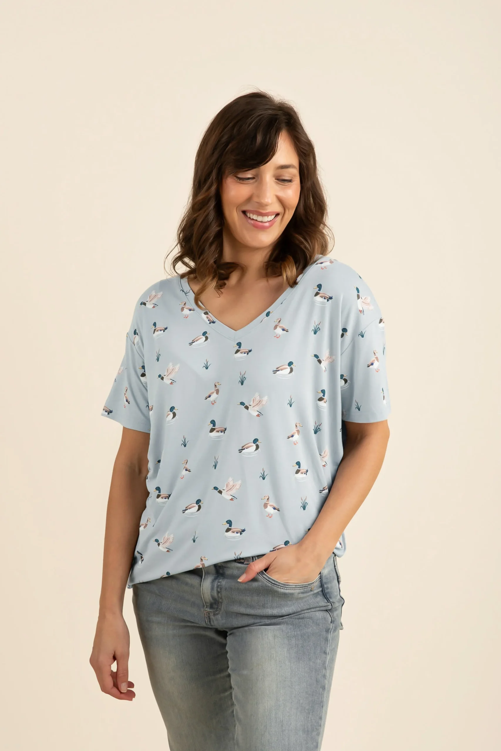 Women's Relaxed Fit V-Neck in Mallard Duck