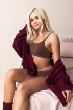 Women's Scoop Neck Bralette in Toffee