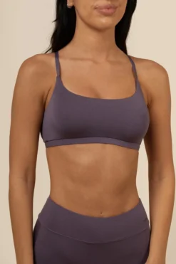 Women's Scoop Neck Bralette in Currant