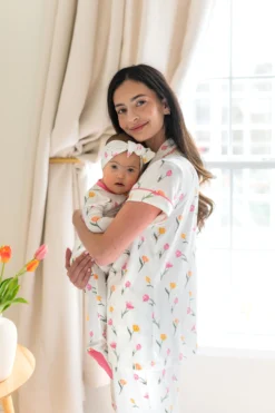 Women's Short Sleeve Cropped Pajama Set in Tulip