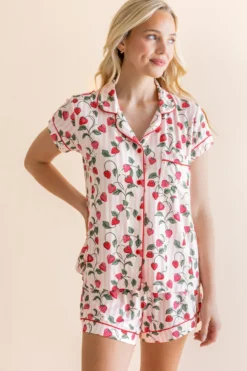 Women's Short Sleeve Pajama Set in Strawberry Fields