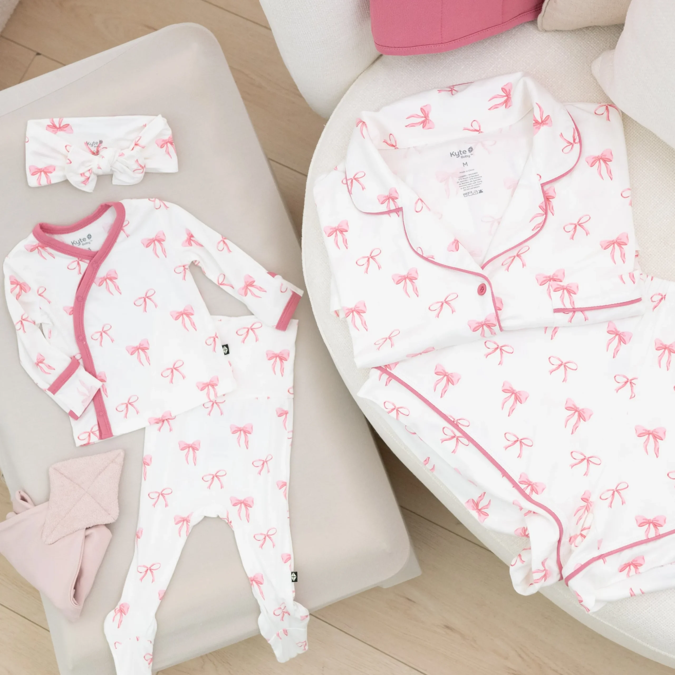 Women’s Short Sleeve Pajama Set in Bow