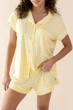 Women's Short Sleeve Pajama Set in Gingham Chamomile