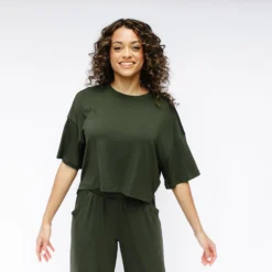 Women's Short Sleeve Tee in Fir