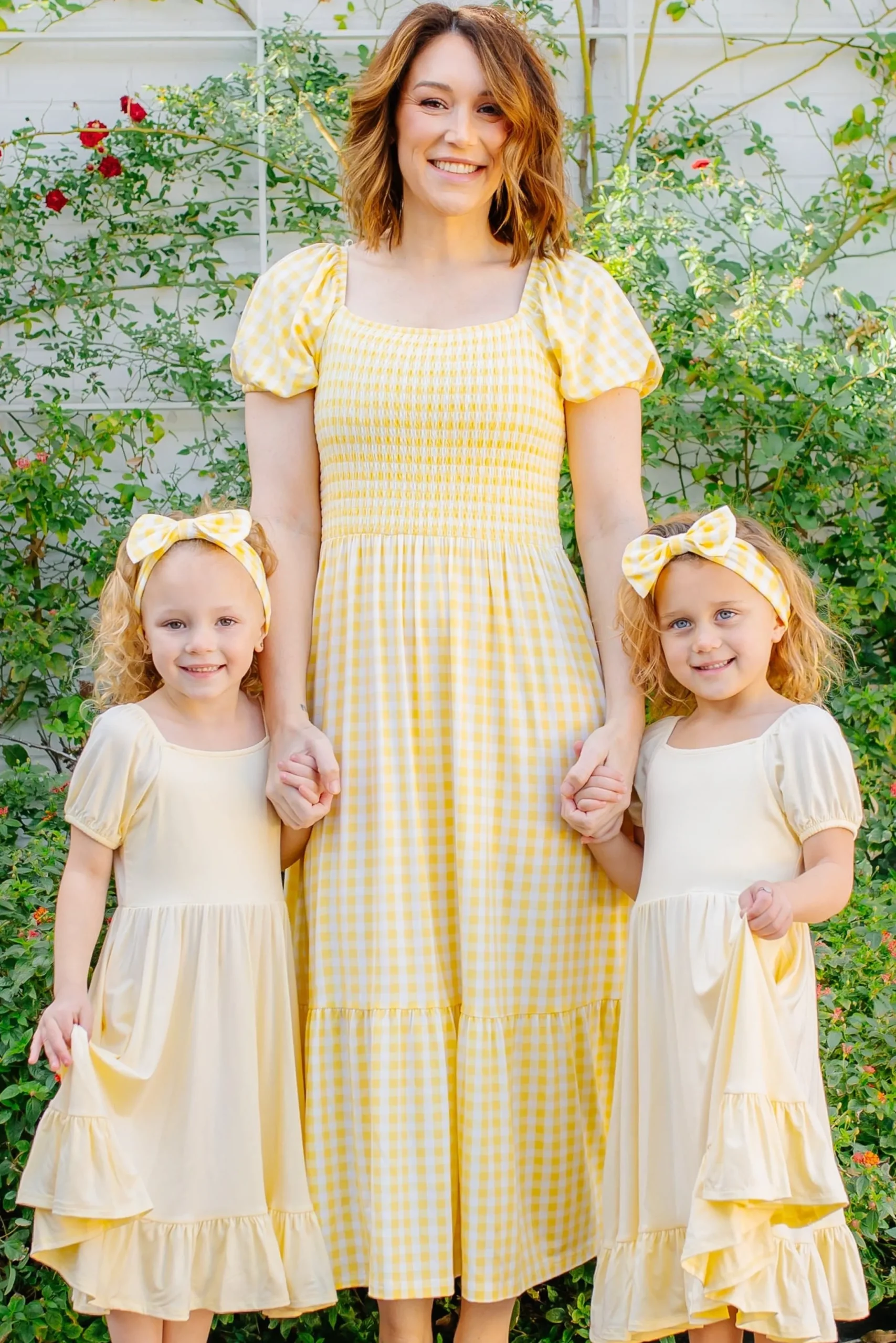 Women’s Smocked Dress in Gingham Chamomile