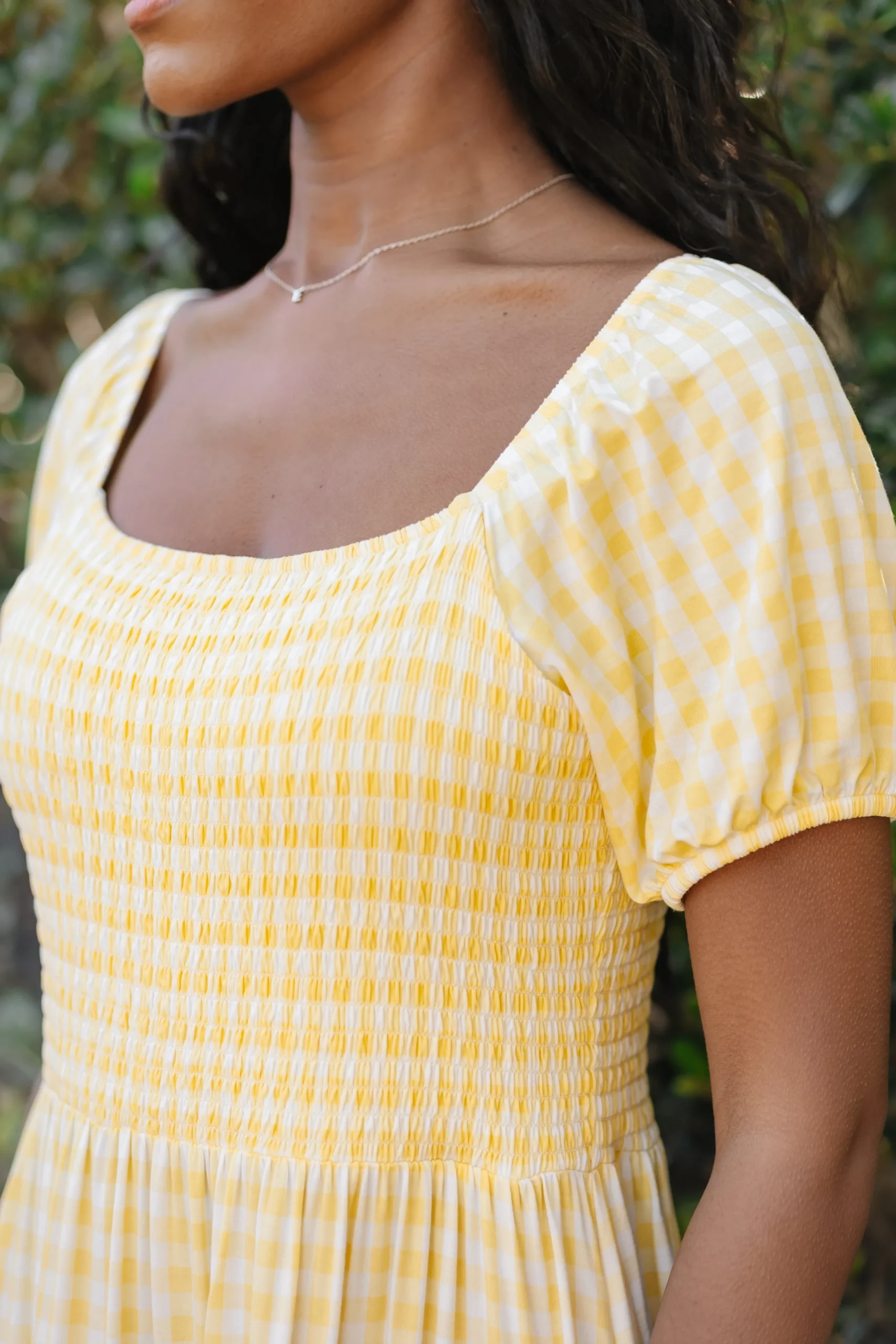 Women’s Smocked Dress in Gingham Chamomile