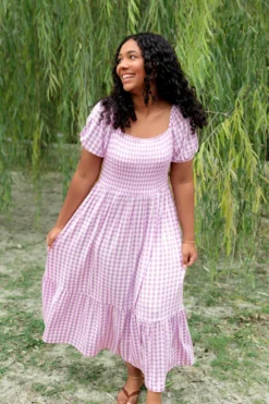 Women’s Smocked Dress in Gingham Thistle