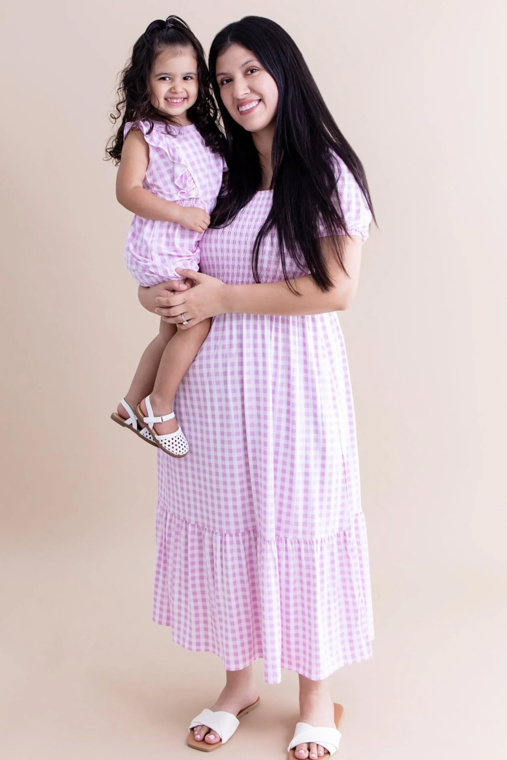 Women’s Smocked Dress in Gingham Thistle