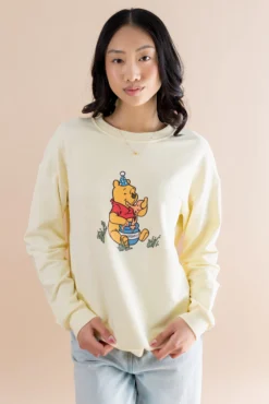 Women's Sweatshirt in Winnie the Pooh on Chamomile