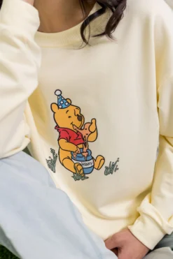 Women's Sweatshirt in Winnie the Pooh on Chamomile