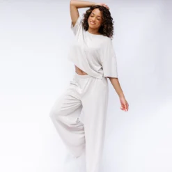 Women's Wide Leg Pant in Oat