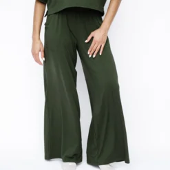 Women's Wide Leg Pant Set in Fir
