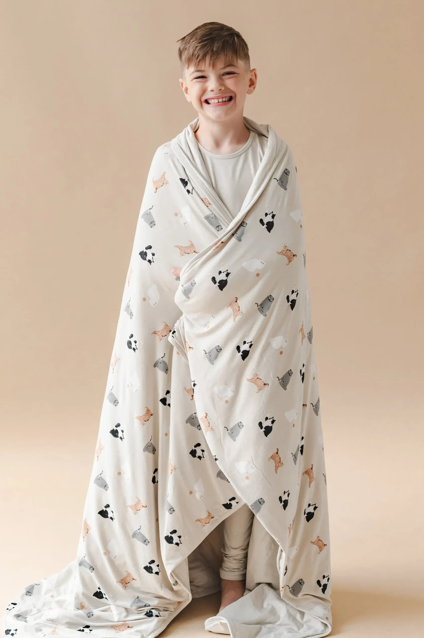 Youth Blanket in Fluffy Cat 1.0