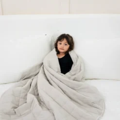 Youth Blanket in Oat 2.5