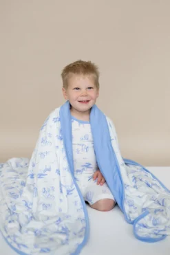 Youth Blanket in Toile Safari 1.0